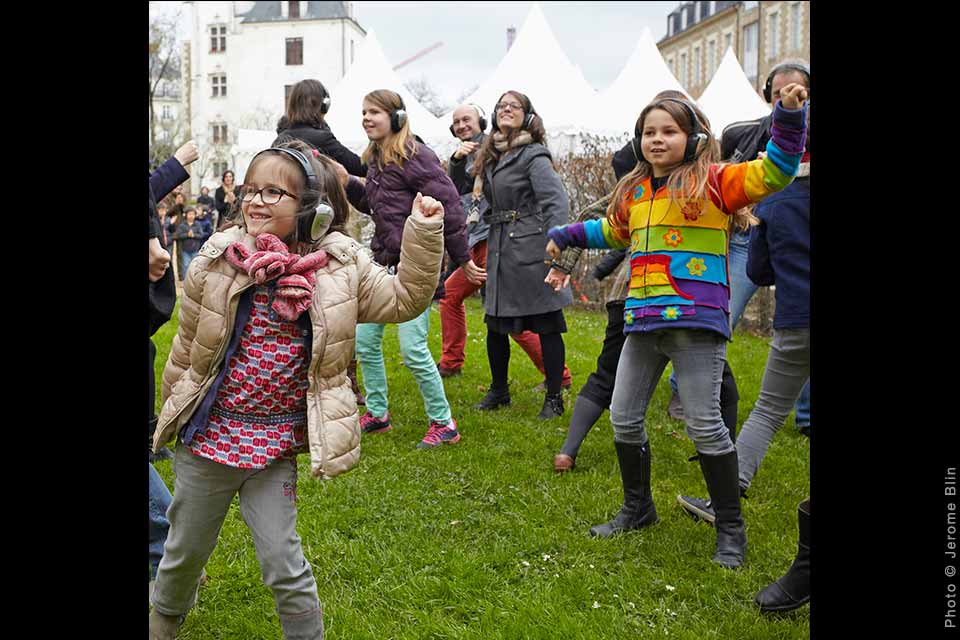 Happy Manif (les pieds paralelles), David Rolland Chorégraphies, Nantes, danse