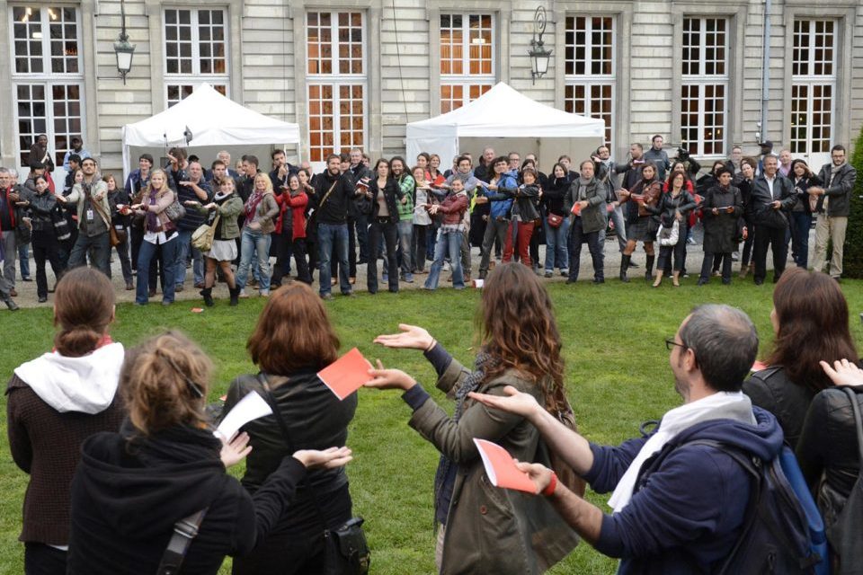 Les lecteurs (chorégraphies collectives), David Rolland Chorégraphies